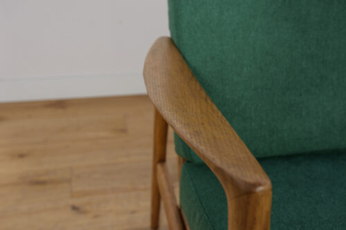 Mid Century Oak Armchair Model 300-139 from Swarzędz Factory, 1960s - Image 8