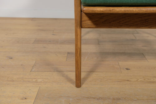 Mid Century Oak Armchair Model 300-139 from Swarzędz Factory, 1960s - Image 16