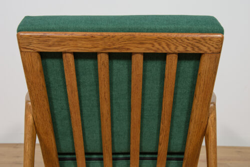 Mid Century Oak Armchair Model 300-139 from Swarzędz Factory, 1960s - Image 12