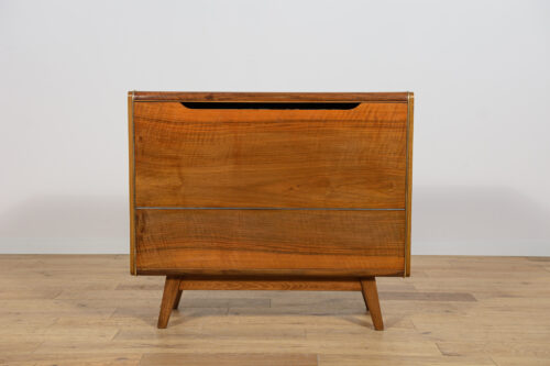 Mid-Century Model U391 Bar Cabinet by Bohumil Landsman for Jitona, 1960s - Image 4