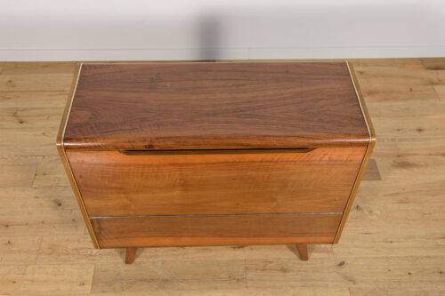 Mid-Century Model U391 Bar Cabinet by Bohumil Landsman for Jitona, 1960s - Image 5