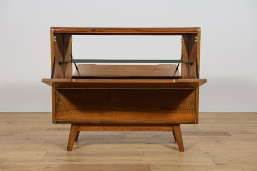 Mid-Century Model U391 Bar Cabinet by Bohumil Landsman for Jitona, 1960s - Image 13