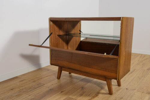 Mid-Century Model U391 Bar Cabinet by Bohumil Landsman for Jitona, 1960s - Image 15