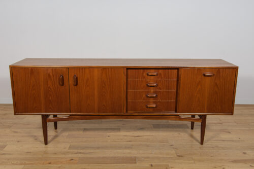 Mid-Century Model 4058 Sideboard by Victor Wilkins for G-Plan, 1960s - Image 4