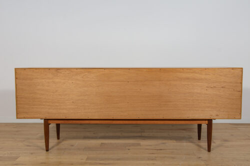 Mid-Century Model 4058 Sideboard by Victor Wilkins for G-Plan, 1960s - Image 9