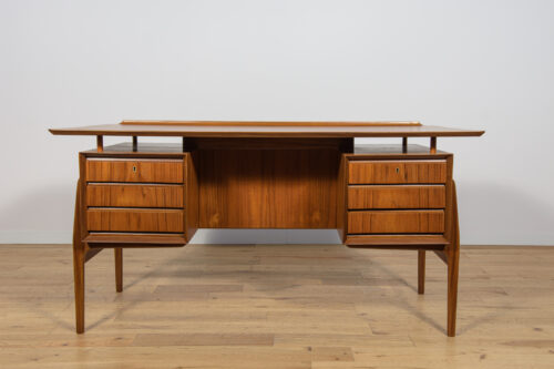 Mid-Century Freestanding Teak Desk, 1960s - Image 4