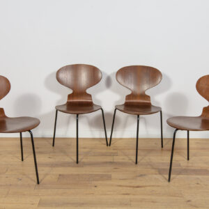 Komplet czterech krzeseł Model 3101 Ant, proj. A. Jacobsen, Fritz Hansen, Dania, lata 70