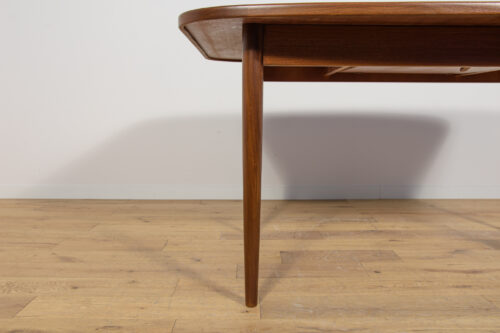 Mid-Century Teak Extendable Dining Table from G-Plan, 1960s - Image 18