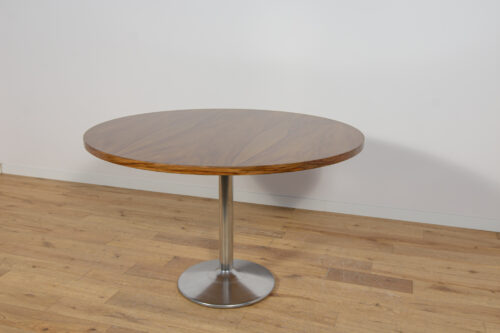 Mid-Century Walnut Modern Round Dining Table, Denmark, 1970s - Image 2