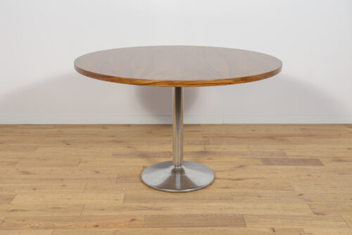 Mid-Century Walnut Modern Round Dining Table, Denmark, 1970s