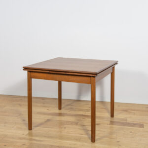 Rozkładany stół, Dania, lata 60