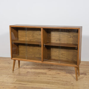 Mid-Century Oak Display Cabinet with Sliding Glass Doors, United Kingdom, 1970s.