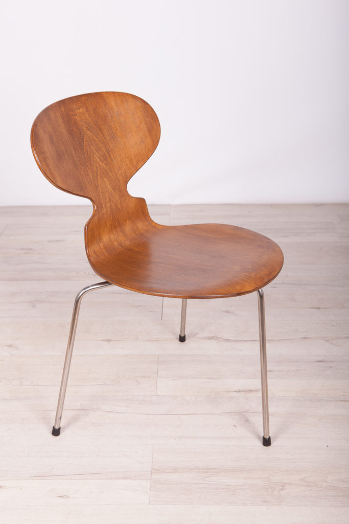 jacobsen ant chair